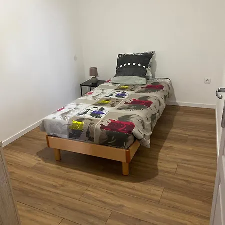 Apartamento Au Bord D'une Riviere ! *